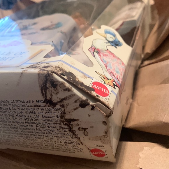 Barbie The Tale of Peter Rabbit Collector Edition - Picture 15 of 15